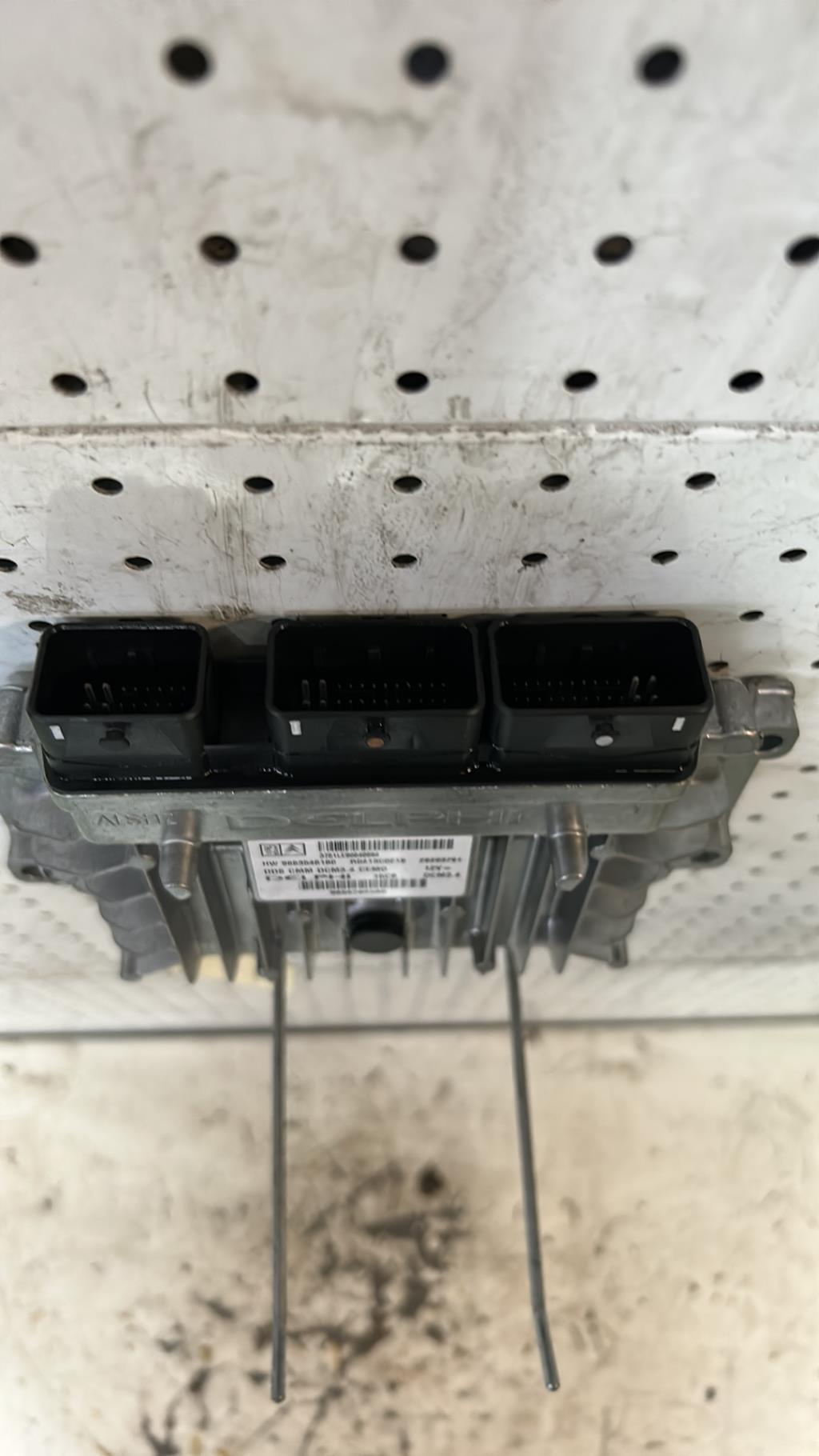 Calculateur CITROEN C5 2 Diesel - 1