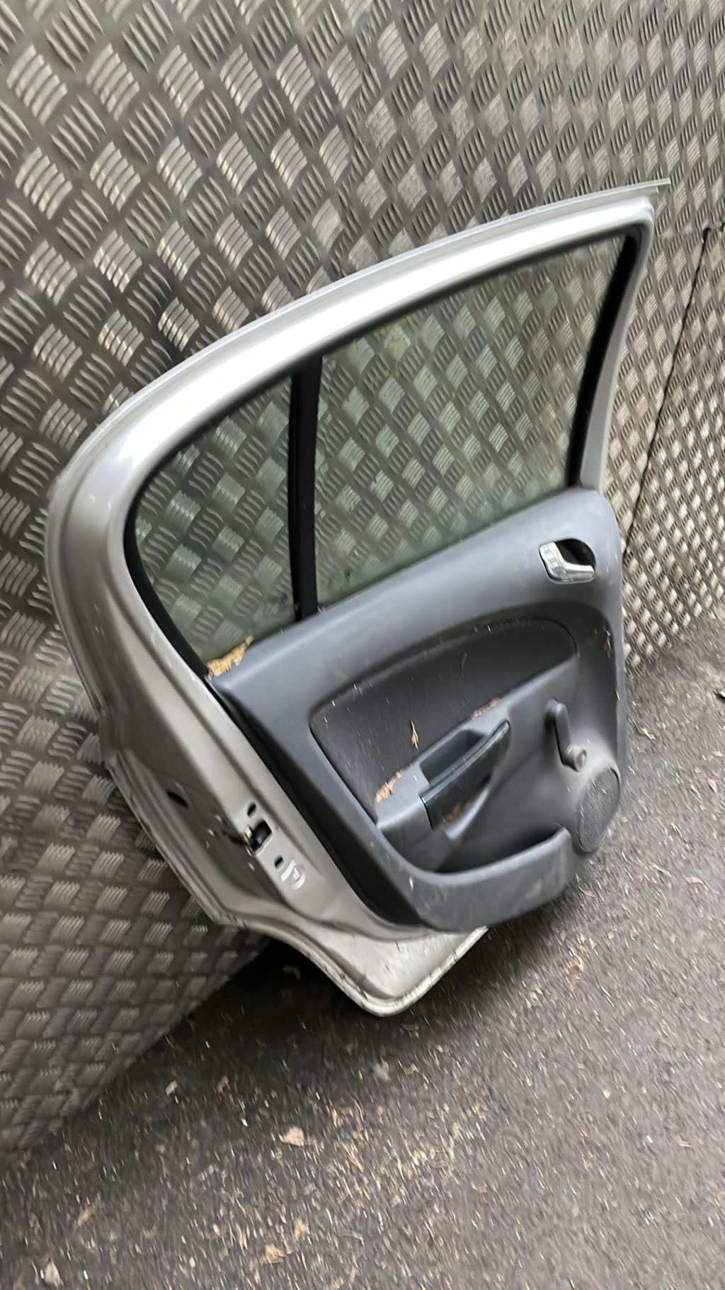 Porte arriere gauche OPEL CORSA D PHASE 2 Diesel - 1