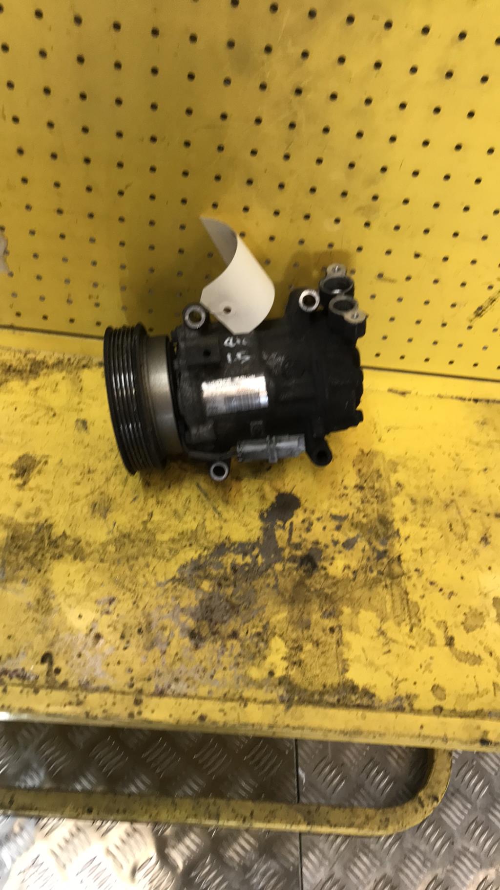 Compresseur clim RENAULT CLIO 3 PHASE 1 Diesel - 1