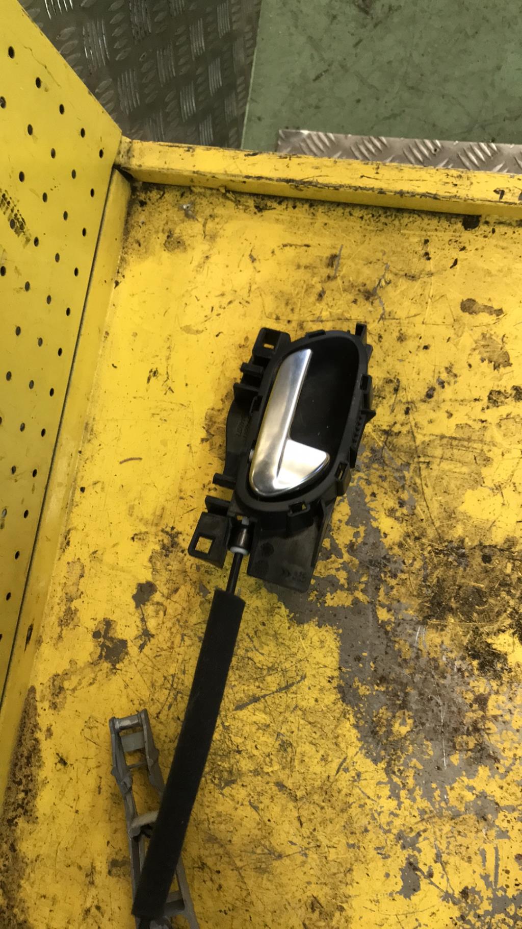 Serrure avant droit CITROEN C3 2 PHASE 1 Essence - 1