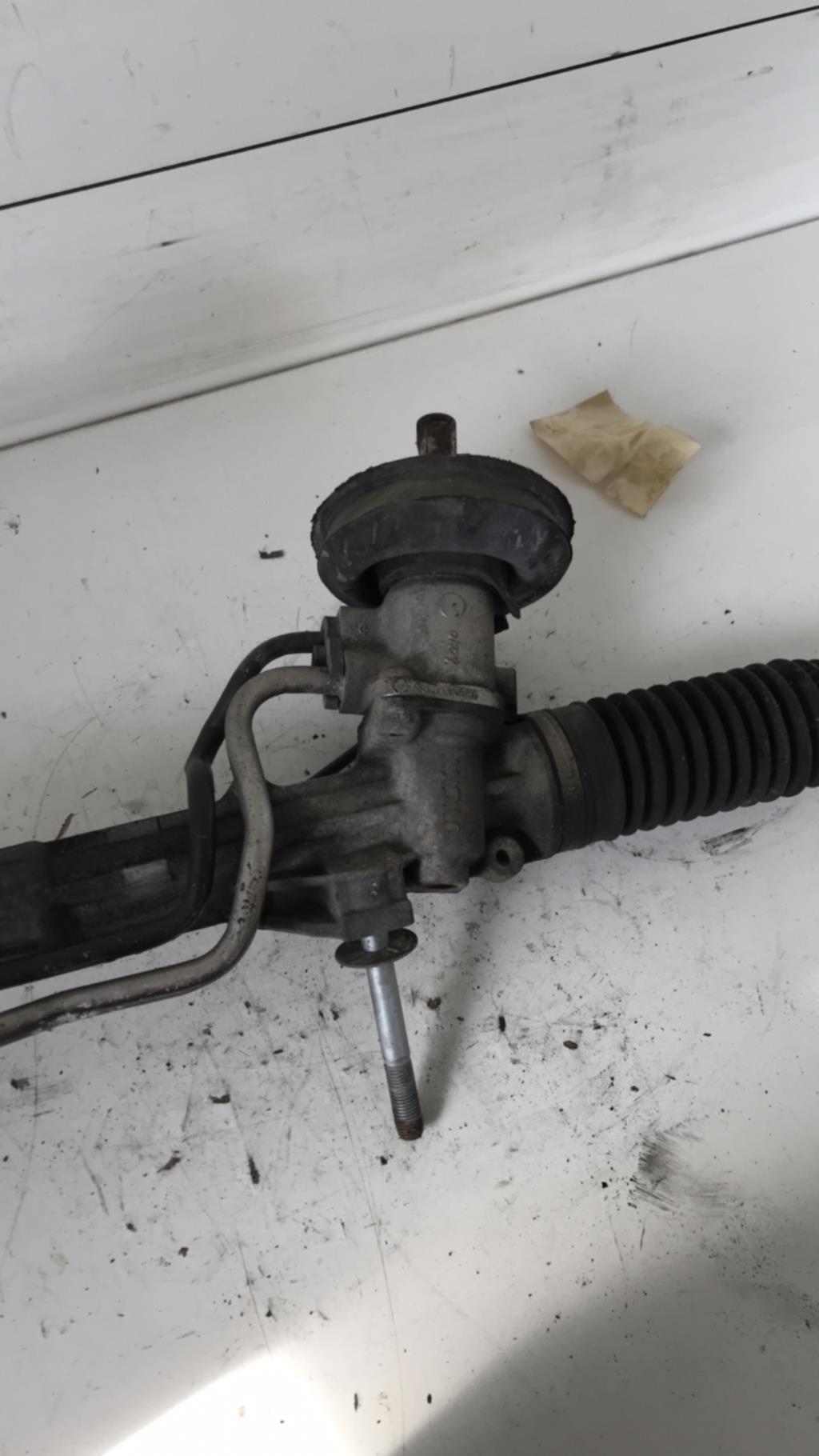 Cremaillere assistee CITROEN C4 2 PHASE 1 Essence - 1