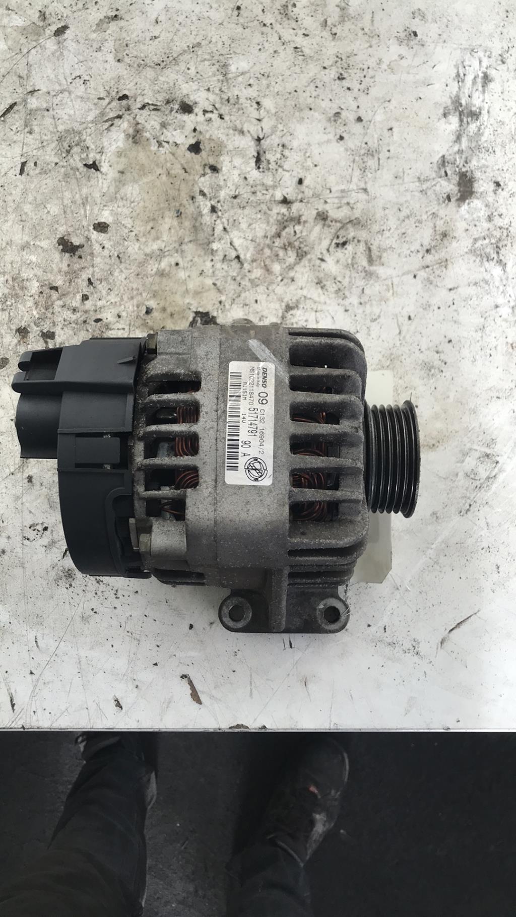Alternateur LANCIA YPSILON 4 PHASE 1 Essence - 1