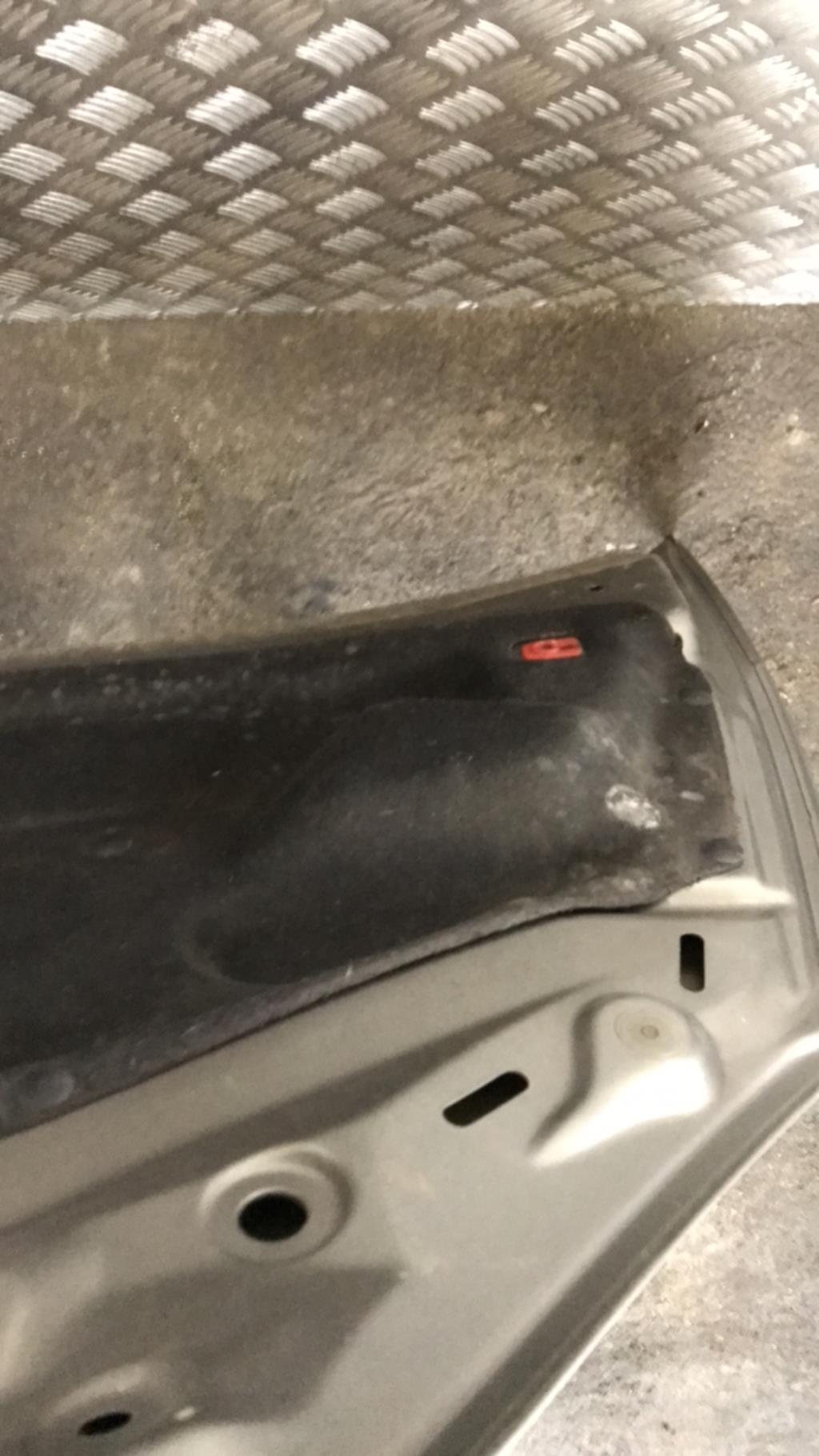 Capot LANCIA YPSILON 4 PHASE 1 Essence - 1