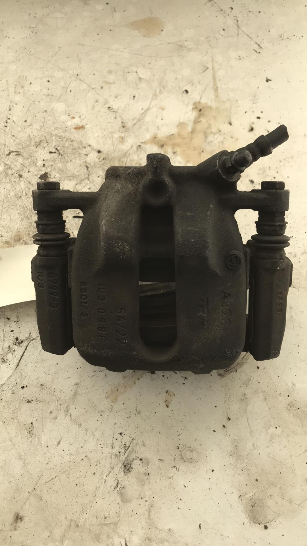 Etrier avant gauche (freinage) LANCIA YPSILON 4 PHASE 1 Essence - 1