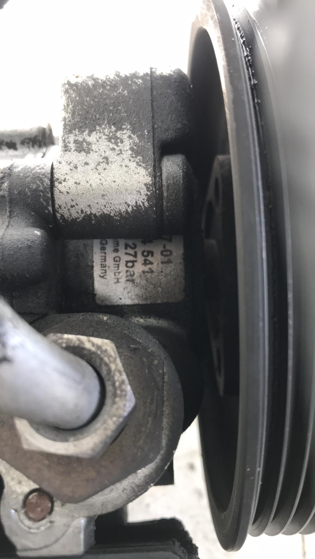 Pompe de direction BMW X3 E83 PHASE 1 Diesel - 1
