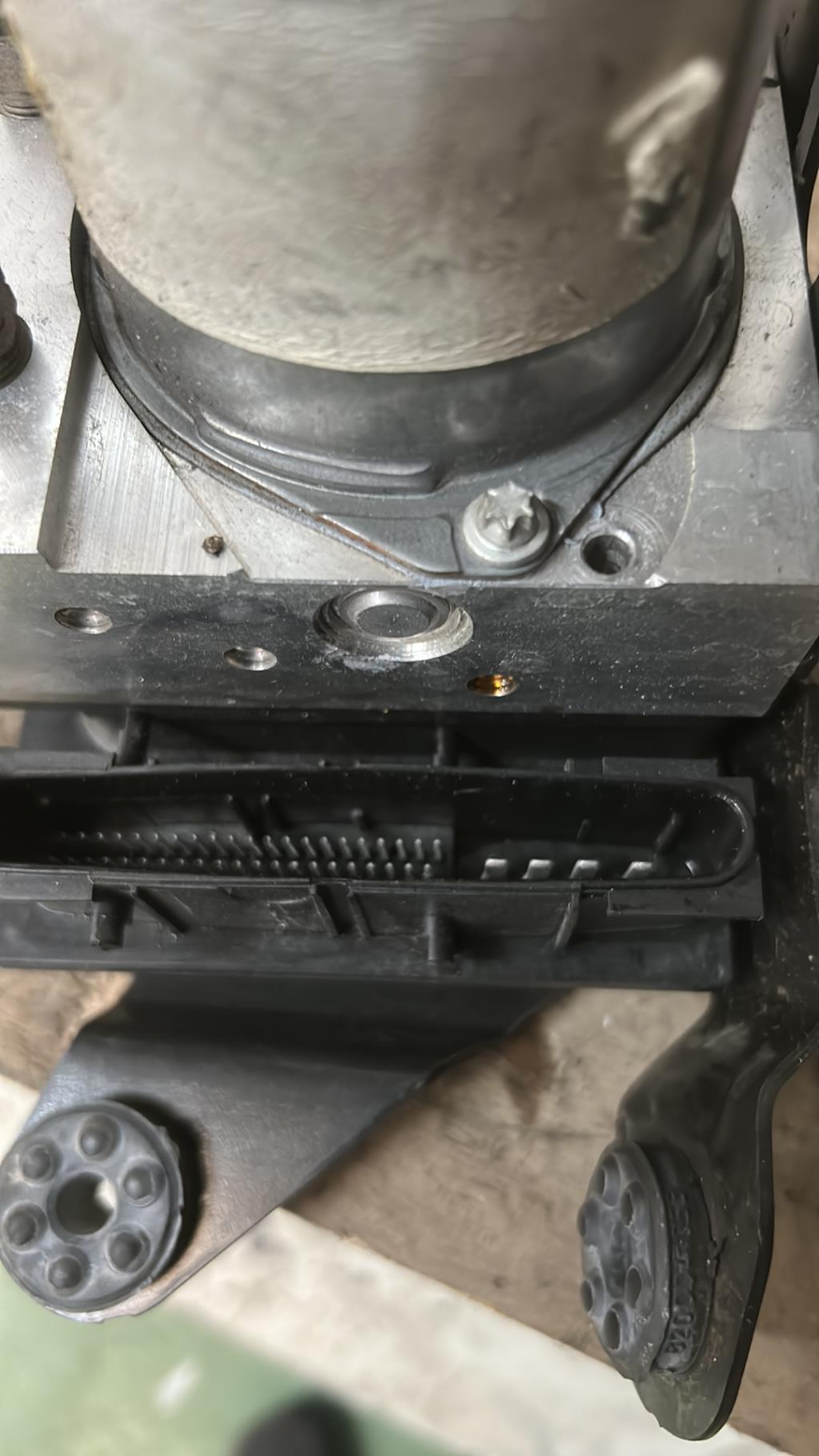 Bloc ABS (freins anti-blocage) RENAULT SCENIC 2 PHASE 1 Diesel - 1