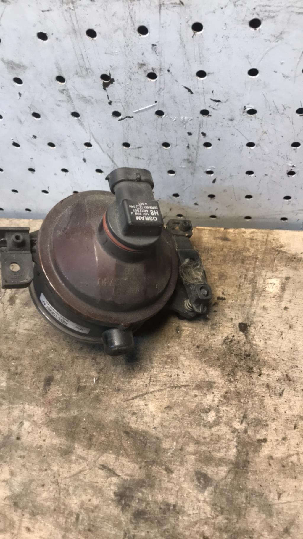Anti brouillard droit (feux) FORD FOCUS 2 PHASE 1  - 1