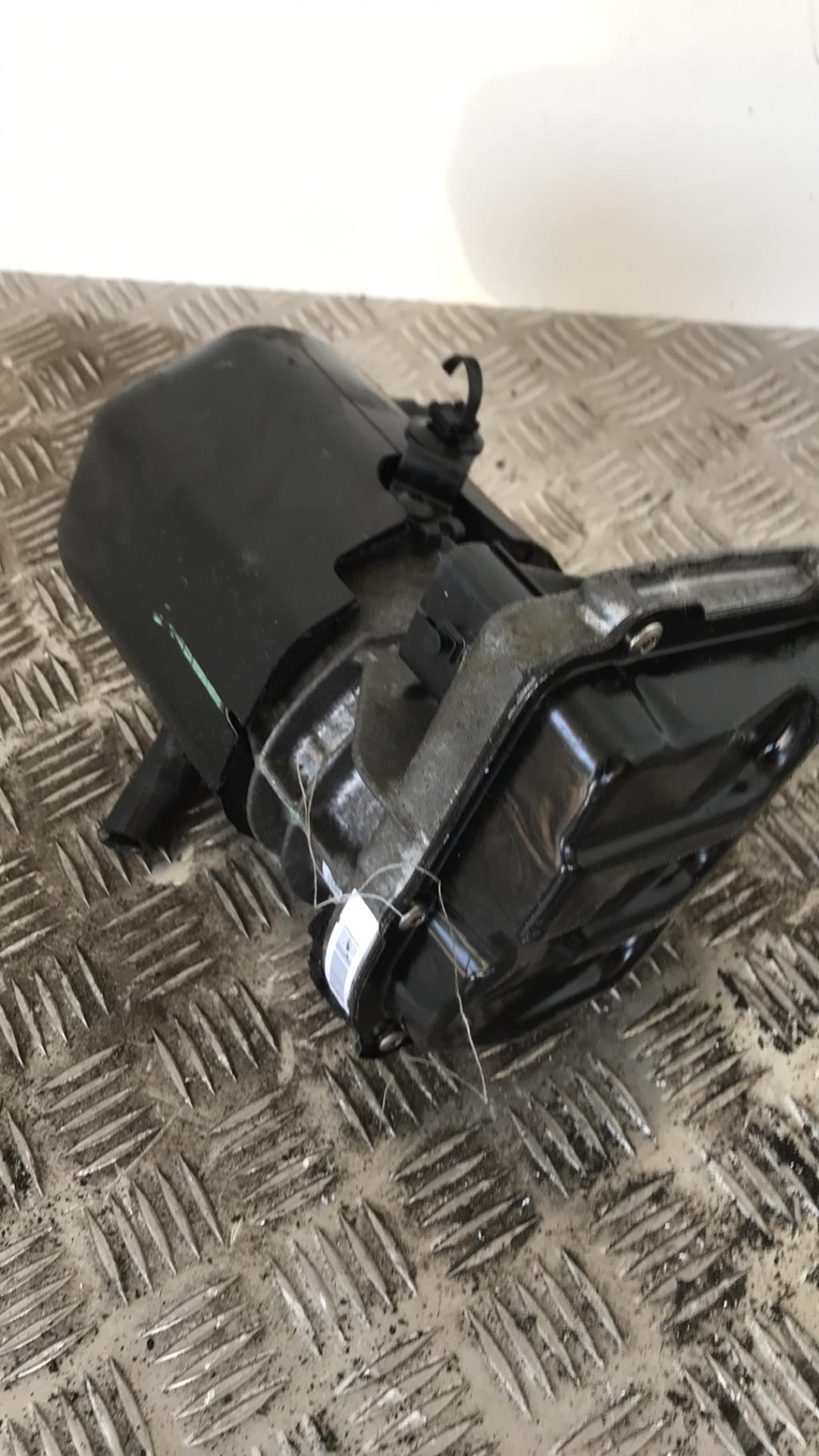 Pompe de direction CITROEN C5 2 Diesel - 1
