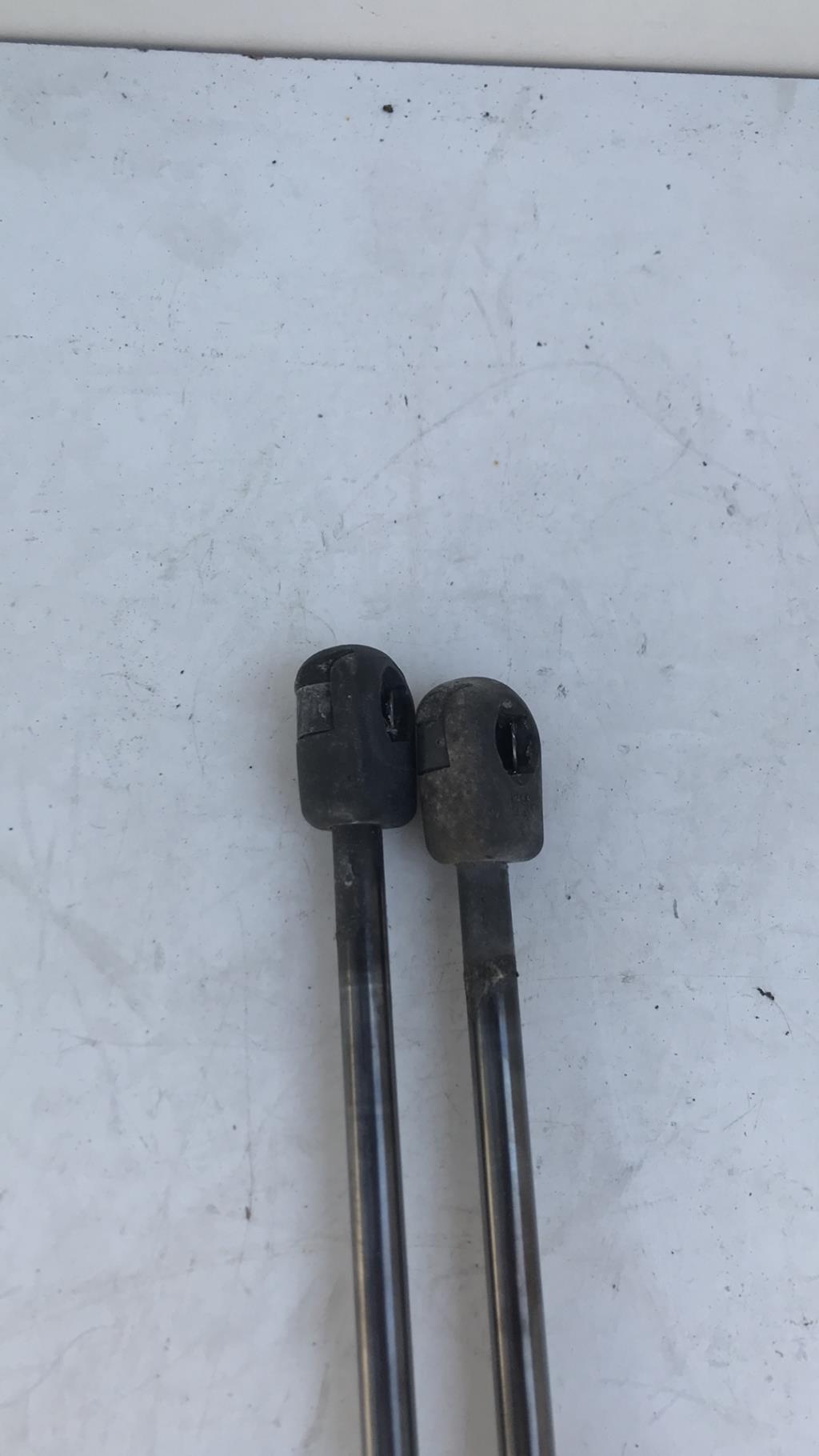 Verin de capot MINI MINI 1 R50/R53 PHASE 1 Essence - 1