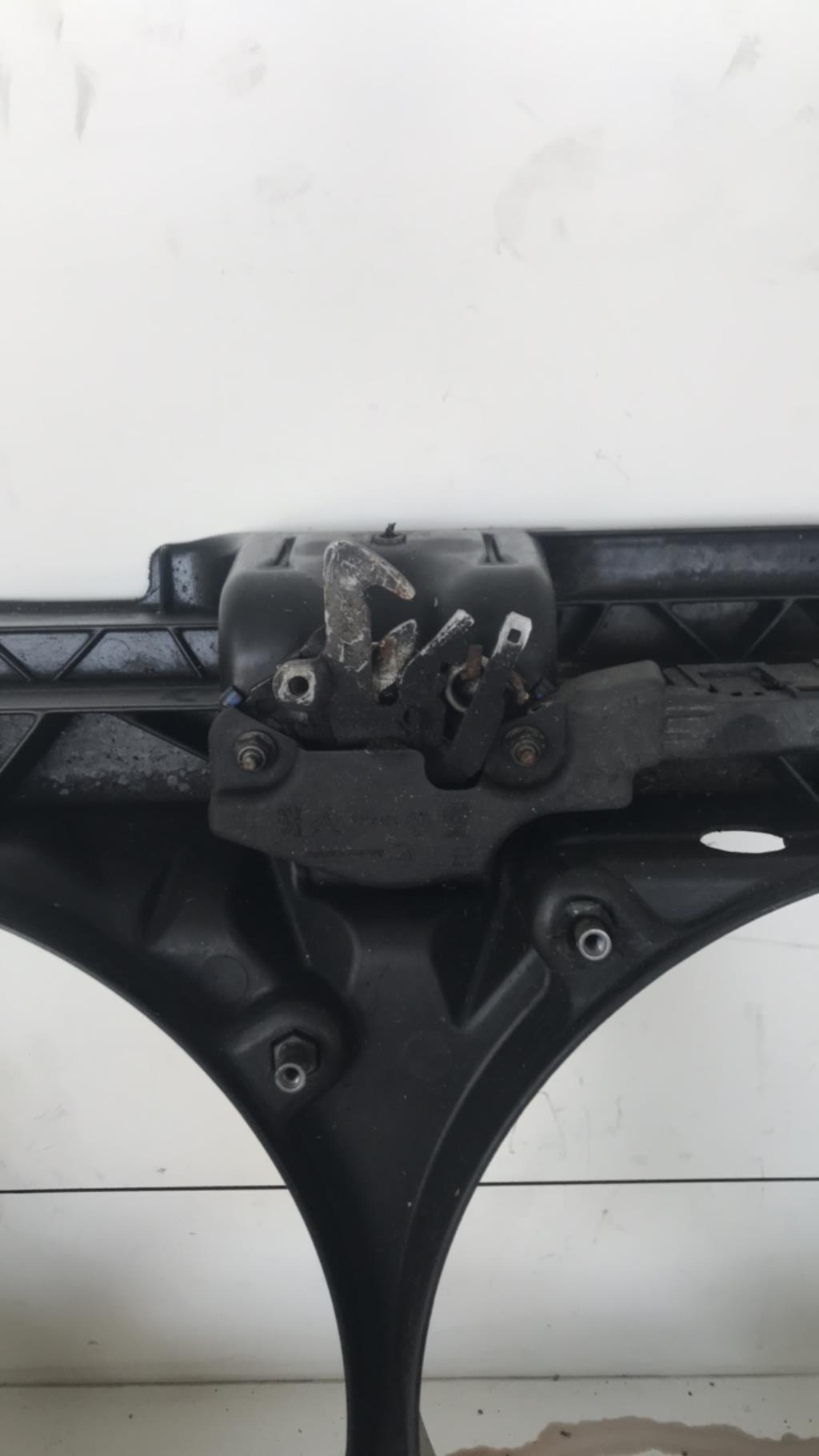 Armature avant, Masque avant CITROEN C6 Diesel - 1