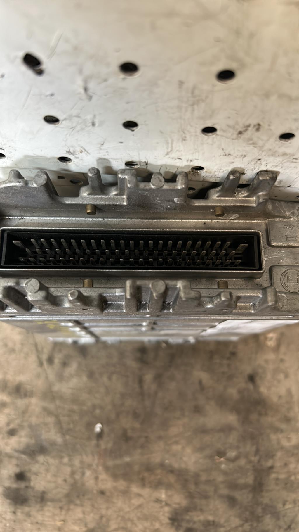 Calculateur AUDI A4 1 PHASE 1 Diesel - 1