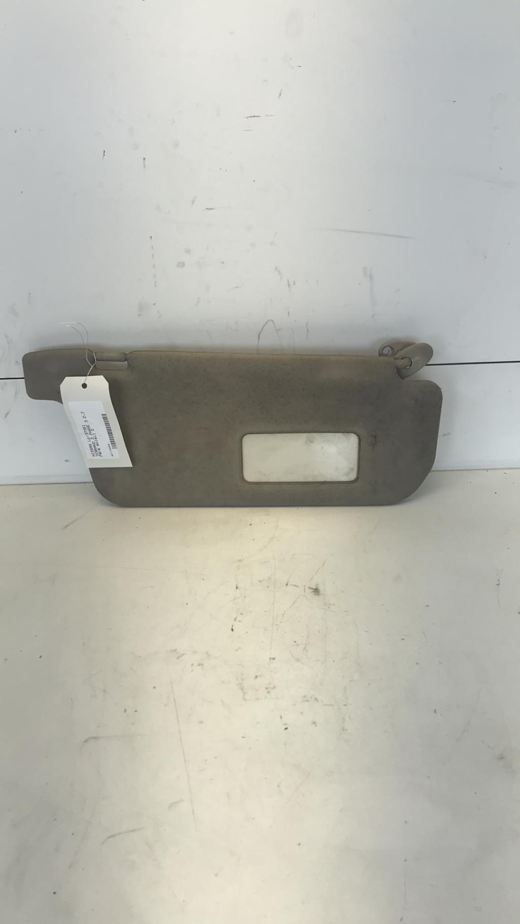 Pare soleil droit NISSAN TERRANO 2 PHASE 3  - 1