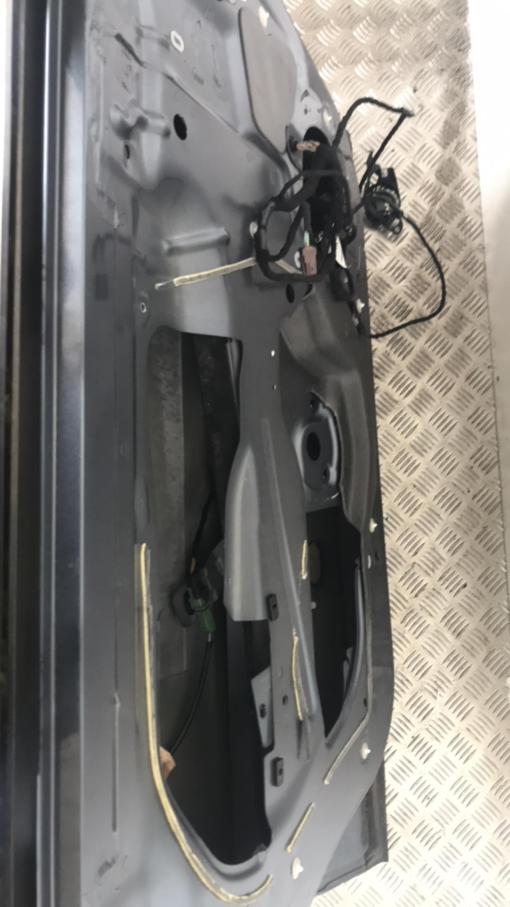 Porte avant gauche CITROEN C6 Diesel - 1