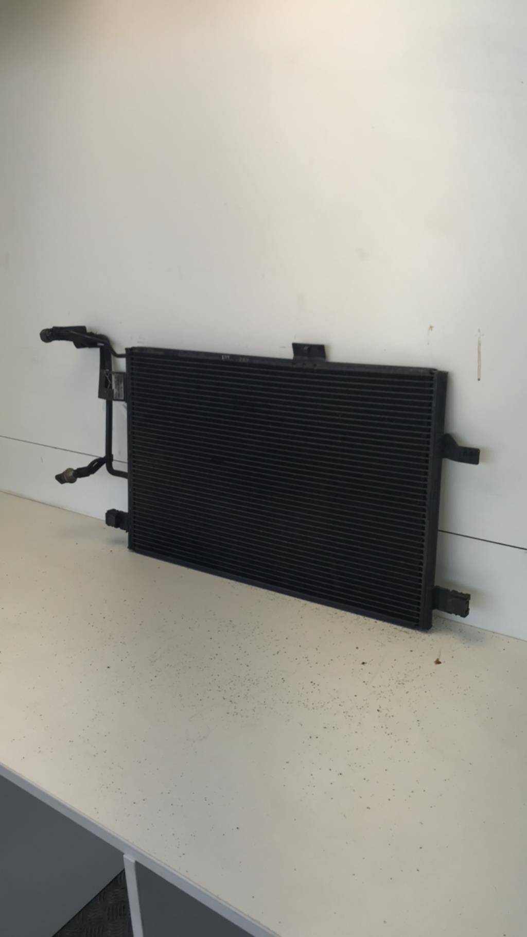 Radiateur clim AUDI A6 2 AVANT PHASE 1 BREAK  - 1
