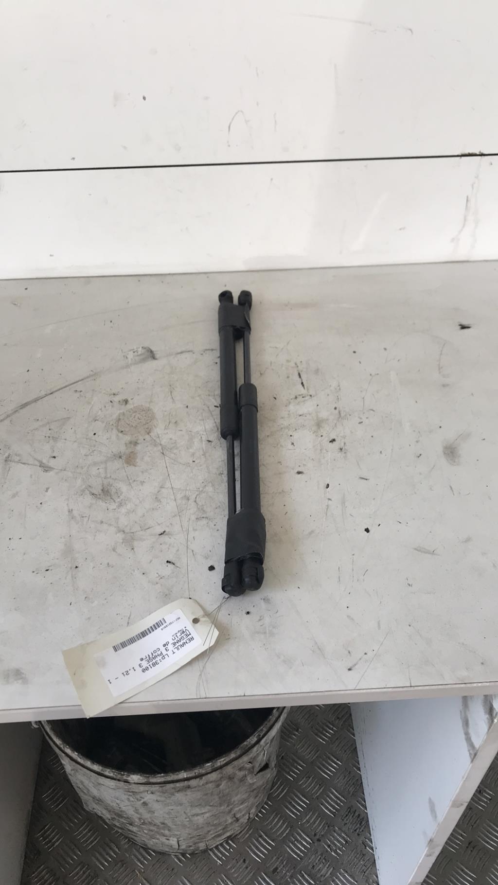 Verin de coffre RENAULT MEGANE 3 PHASE 3 Essence - 1