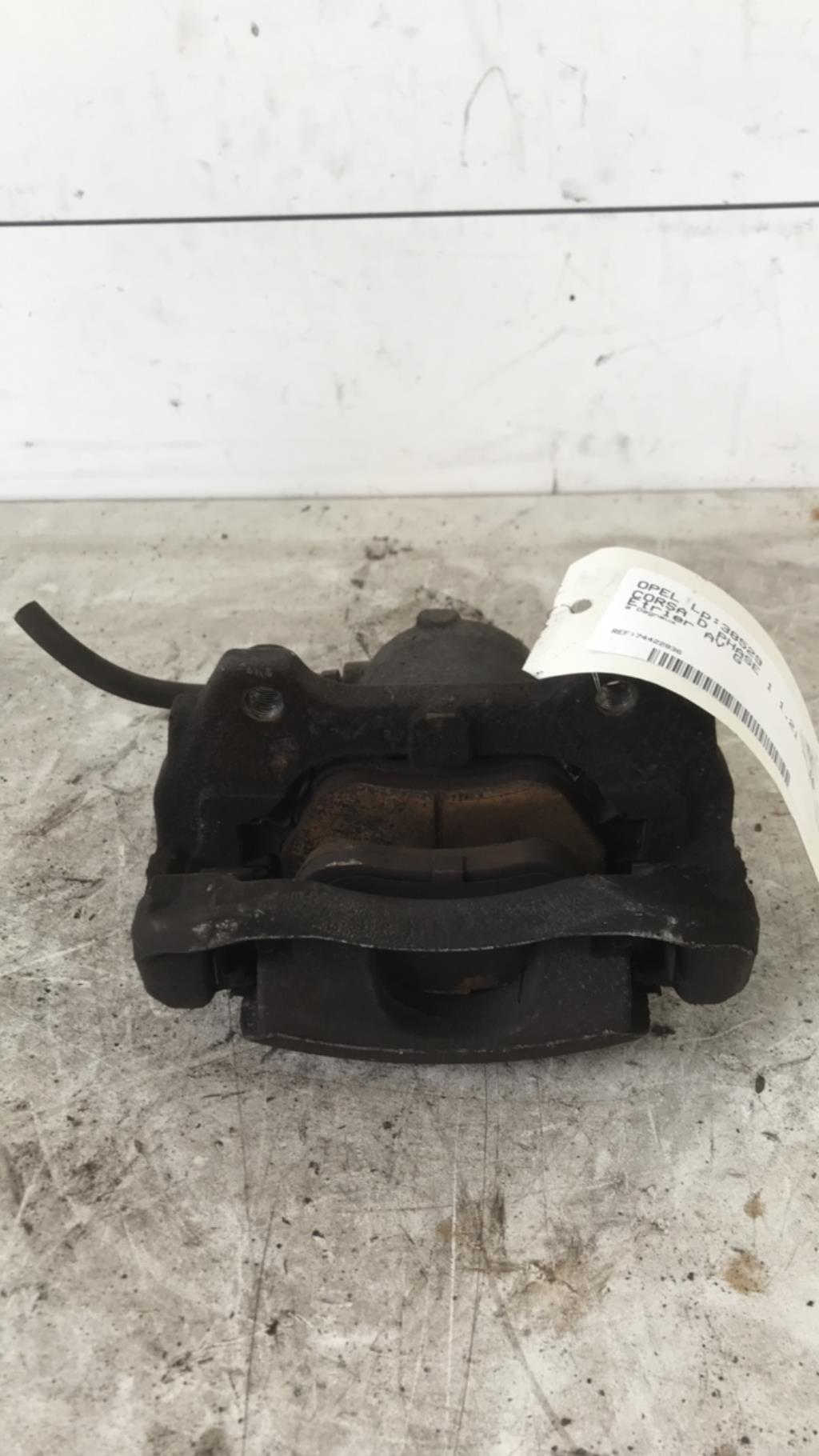 Etrier avant gauche (freinage) OPEL CORSA D PHASE 1 Essence - 1