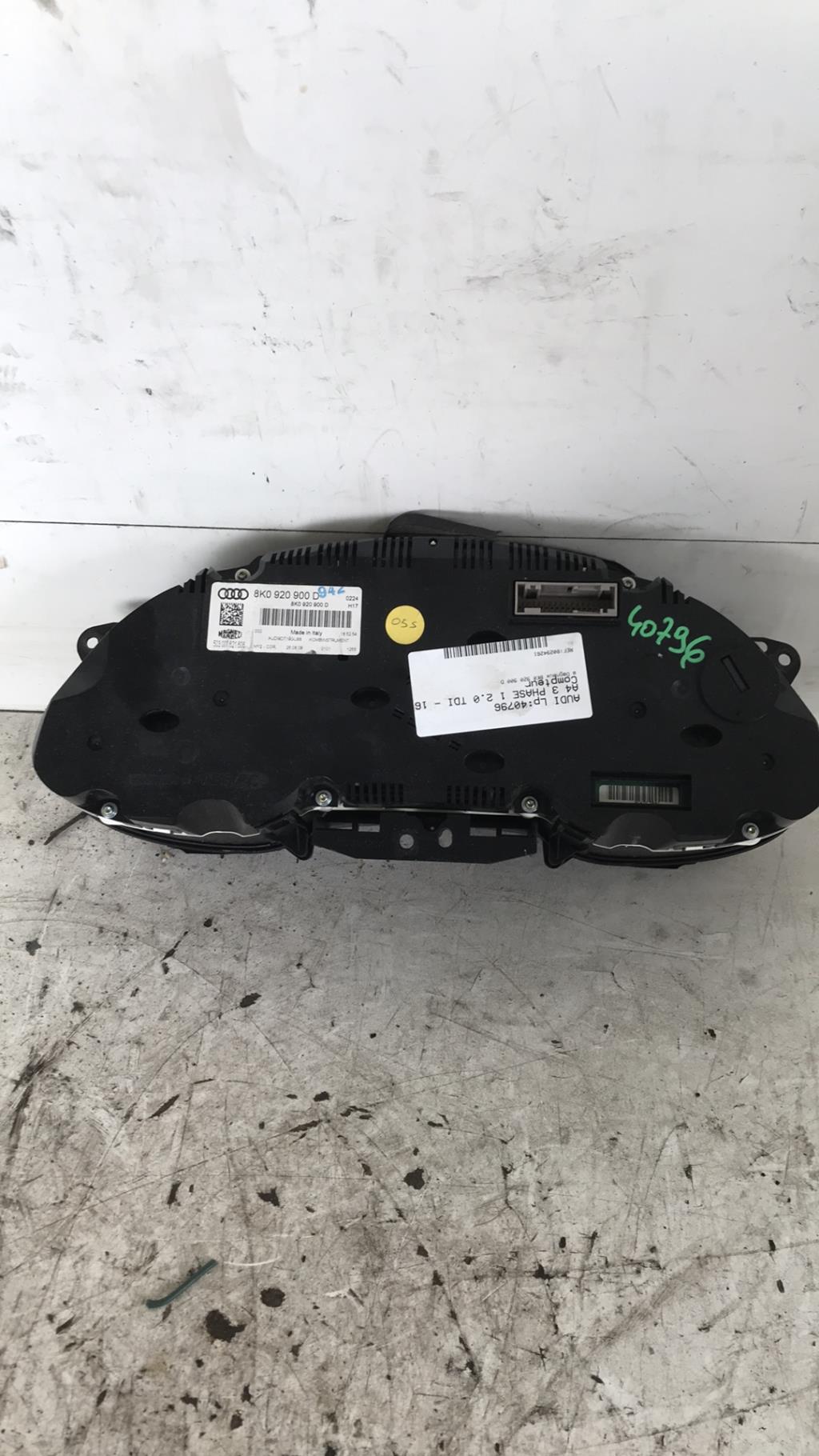Compteur AUDI A4 3 PHASE 1 Diesel - 1