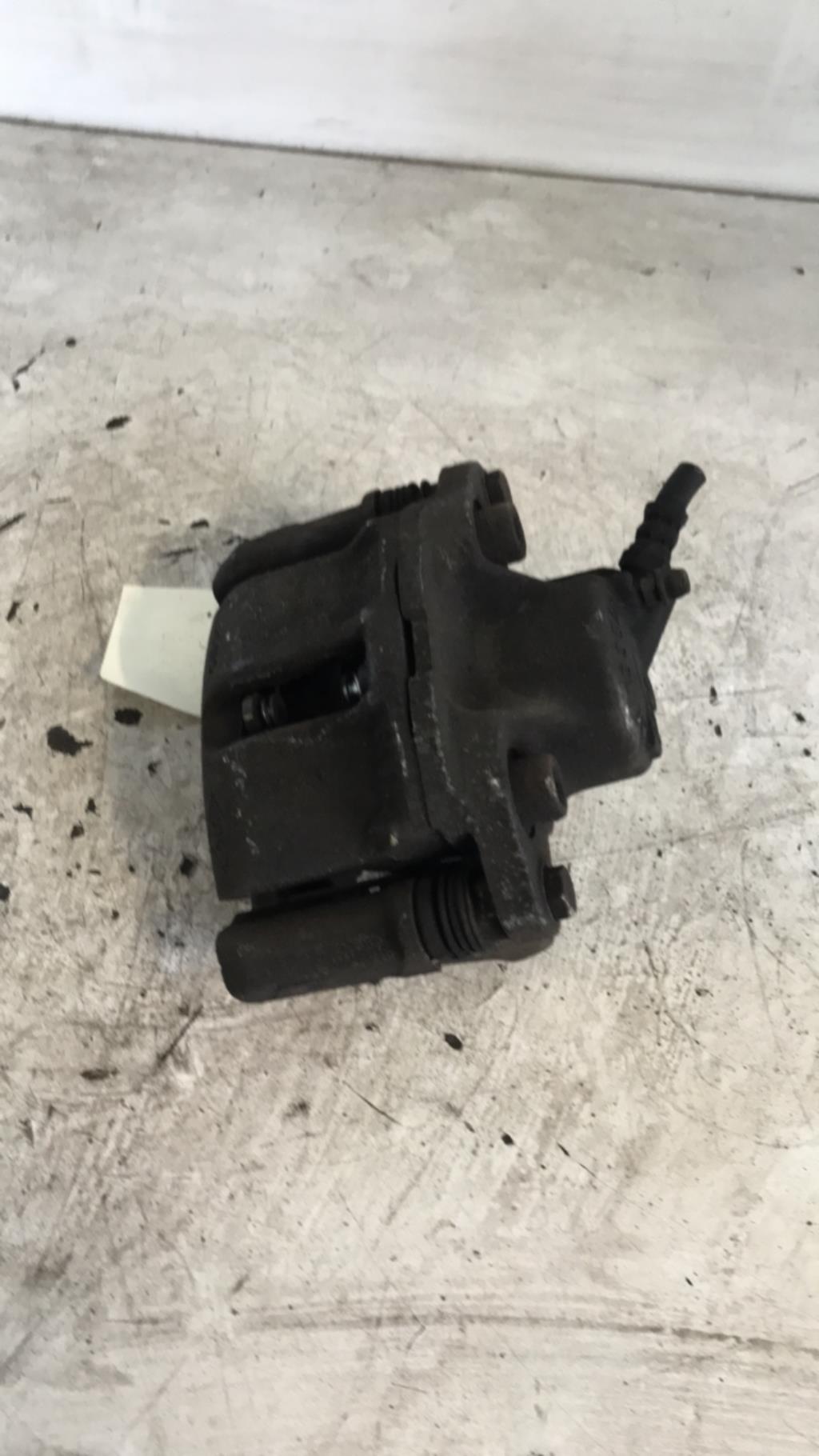 Etrier avant droit (freinage) RENAULT TWINGO 1 PHASE 3 Essence - 1