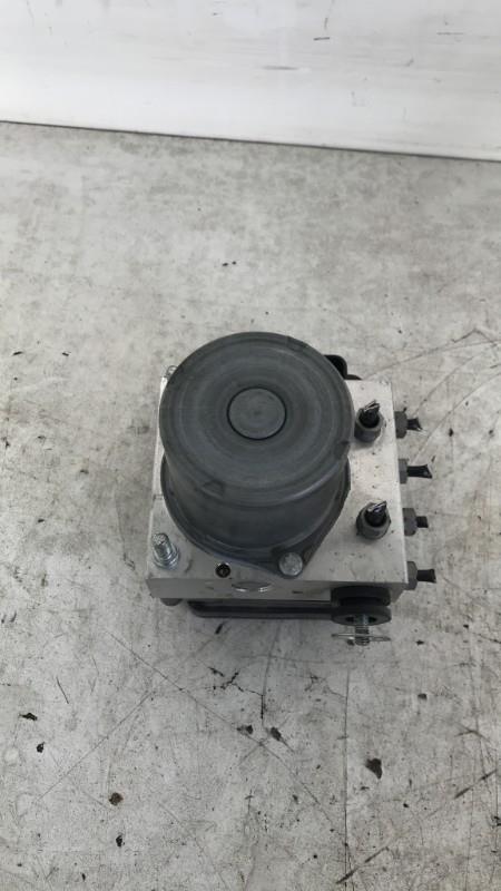 Bloc ABS (freins anti-blocage) RENAULT KANGOO 2 PHASE 2 Diesel - 1