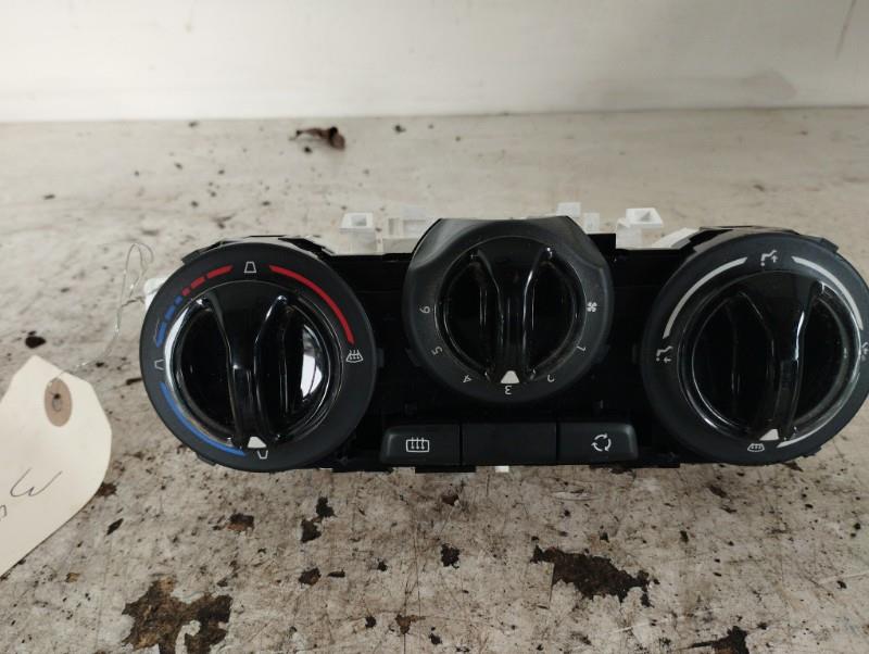 Commande chauffage PEUGEOT 2008 1 PHASE 1 Diesel - 1