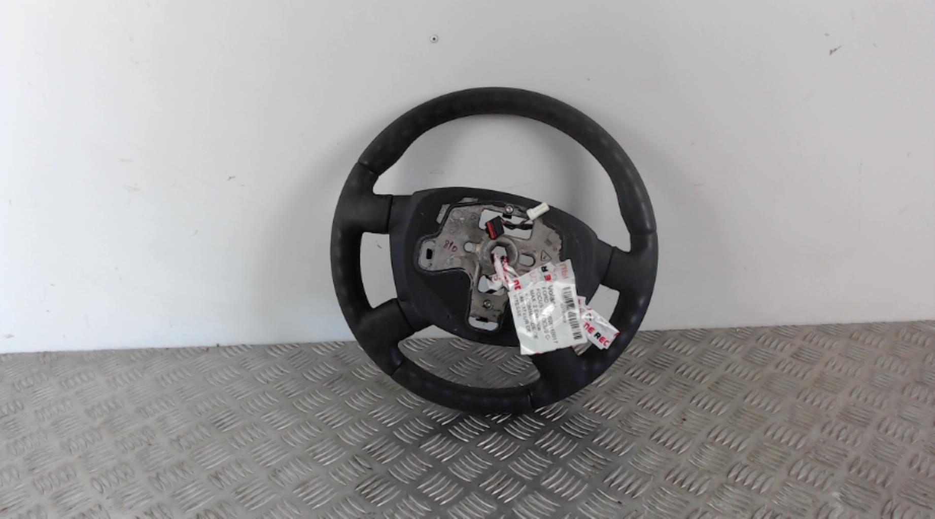 Volant FORD FOCUS 2 PHASE 1 Essence - 1