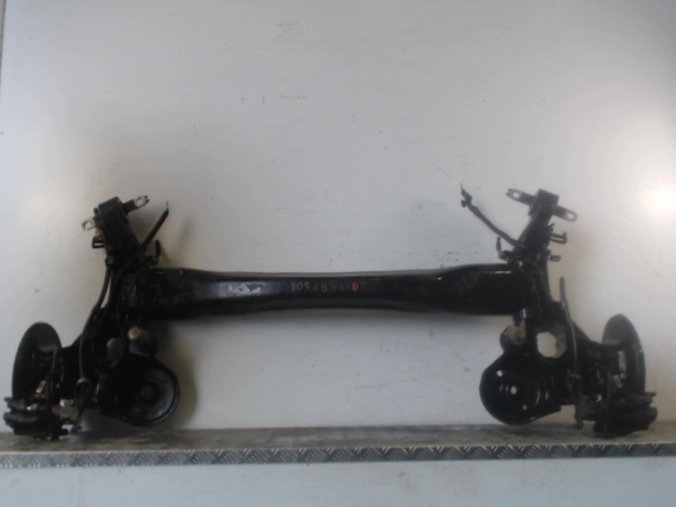 Essieu arriere PEUGEOT 308 2 SW PHASE 1 BREAK Diesel - 1