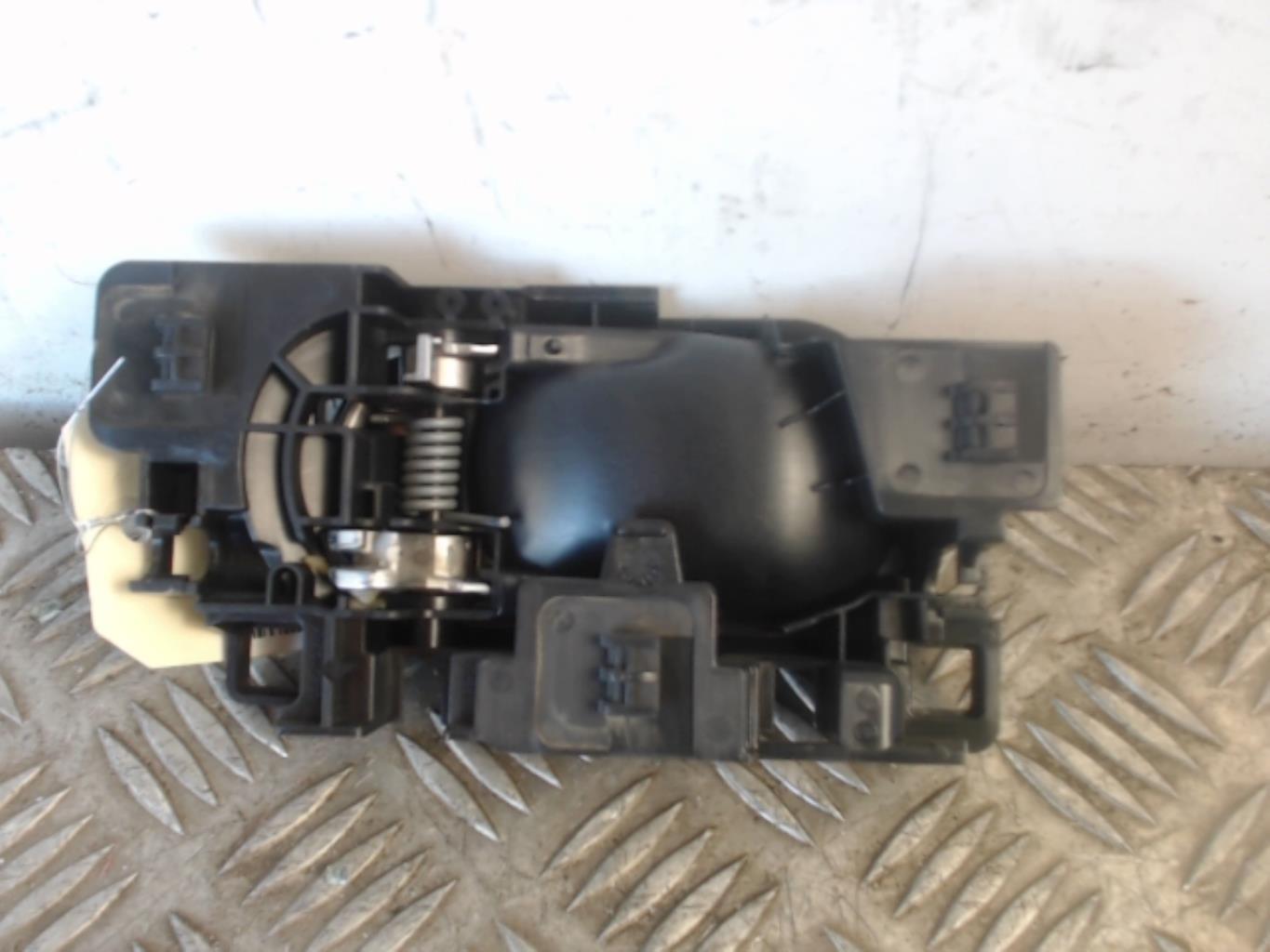 Poignee interieur avant droit CITROEN C3 3 PHASE 1 Diesel - 1