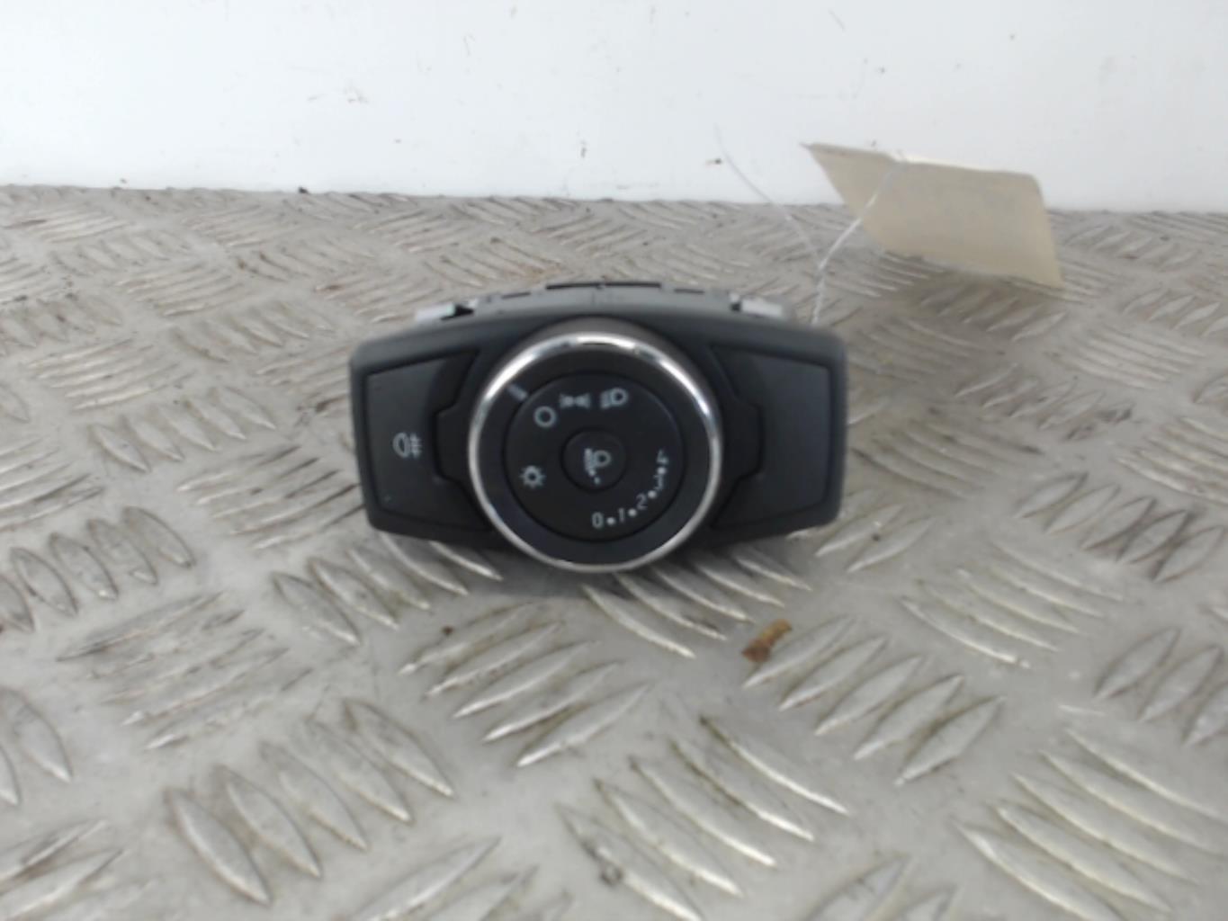 Commande de phare FORD FOCUS 3 PHASE 1 Diesel - 1