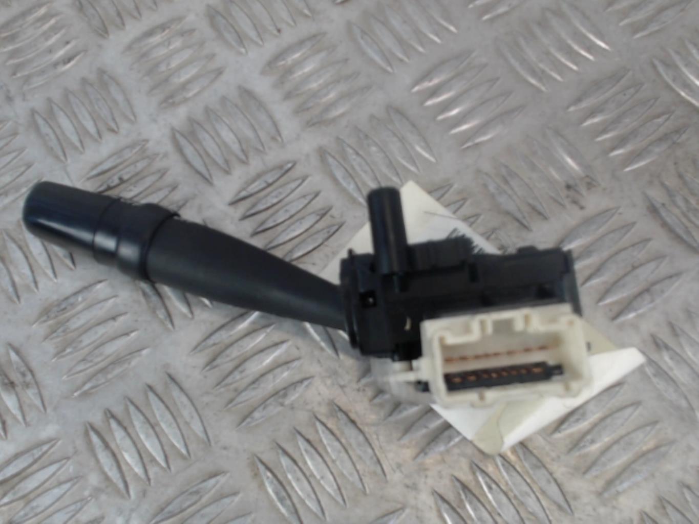 Commodo phare TOYOTA COROLLA VERSO 2 PHASE 1 Diesel - 1