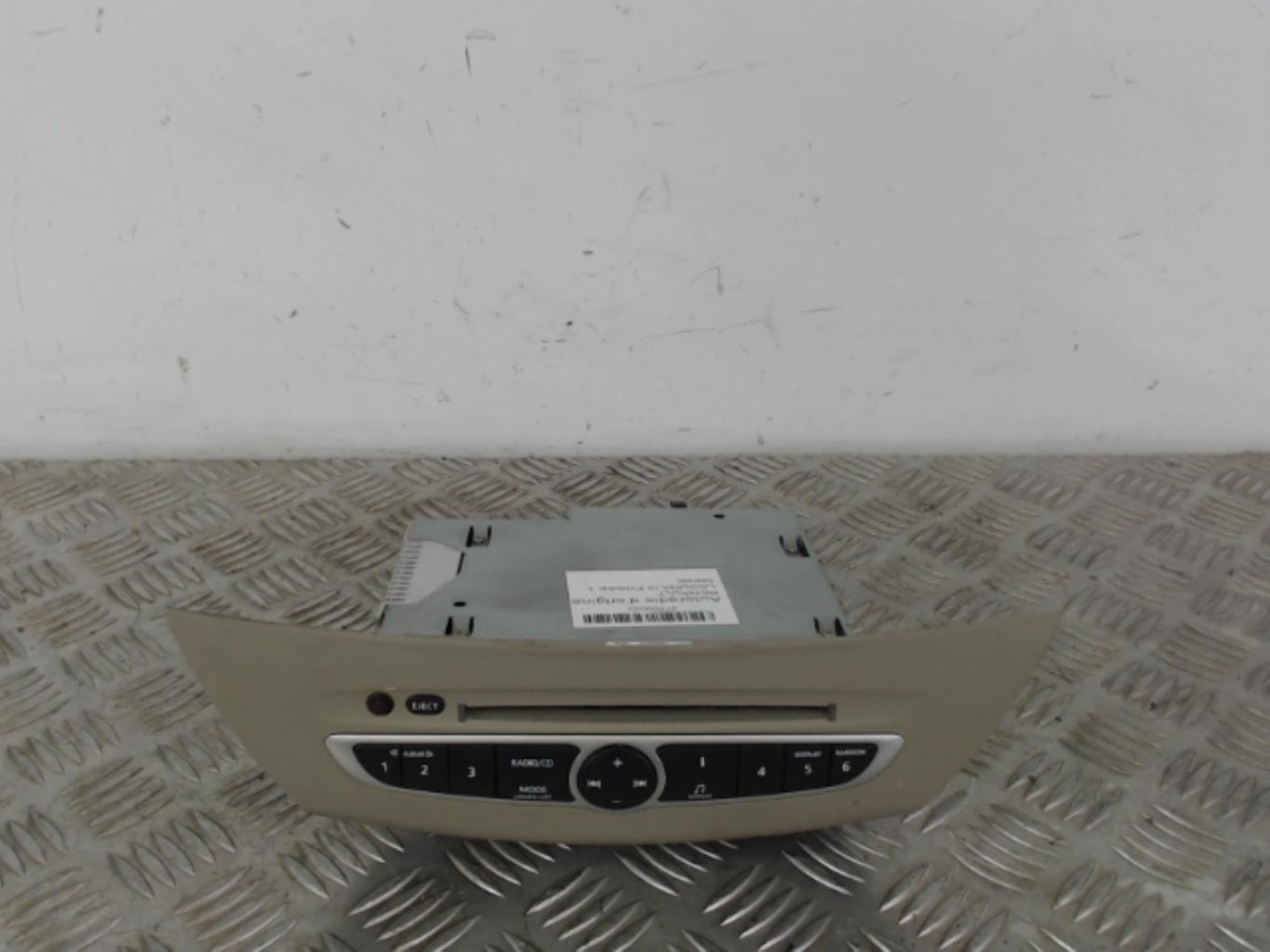 Autoradio originale RENAULT LAGUNA 3 PHASE 1 Diésel - 1