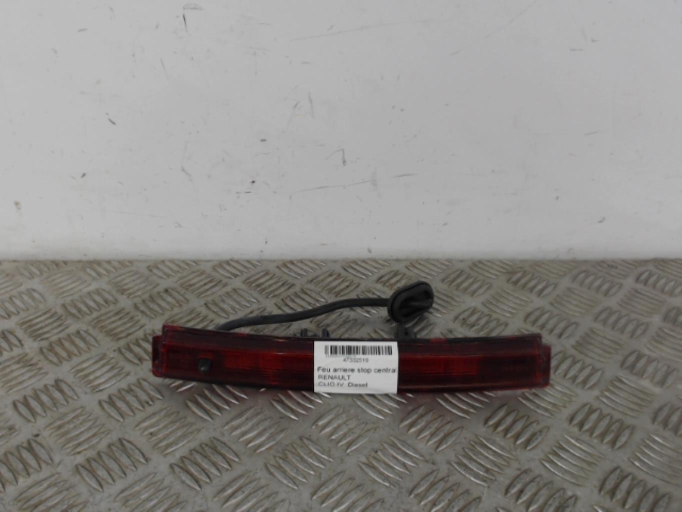 Feu arriere stop central RENAULT CLIO 4 PHASE 1 BREAK Diesel - 1