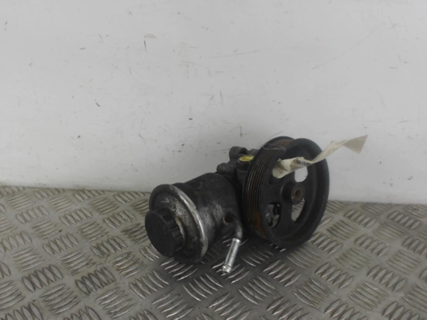 Pompe de direction TOYOTA COROLLA VERSO 2 PHASE 1 Diesel - 1