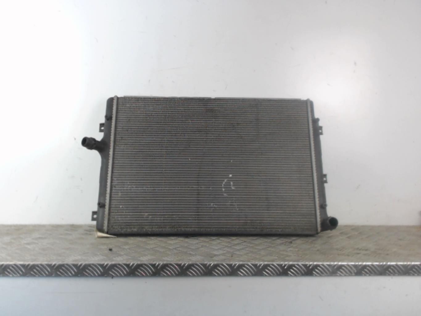 Radiateur eau VOLKSWAGEN JETTA 3 Diesel - 1
