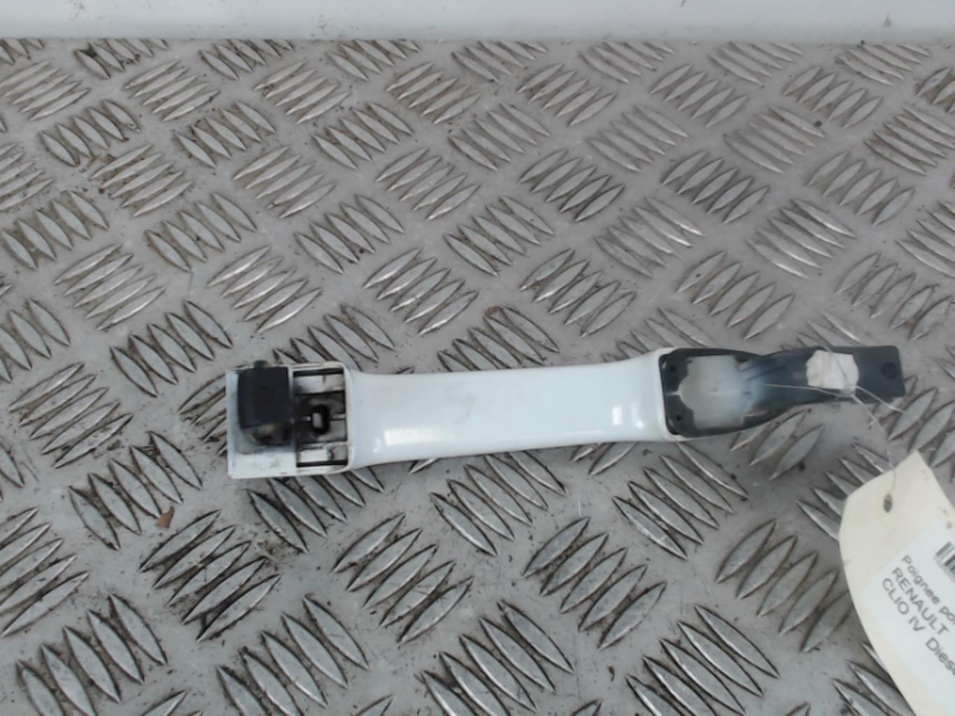 Poignee porte avant gauche RENAULT CLIO 4 PHASE 1 BREAK Diesel - 1