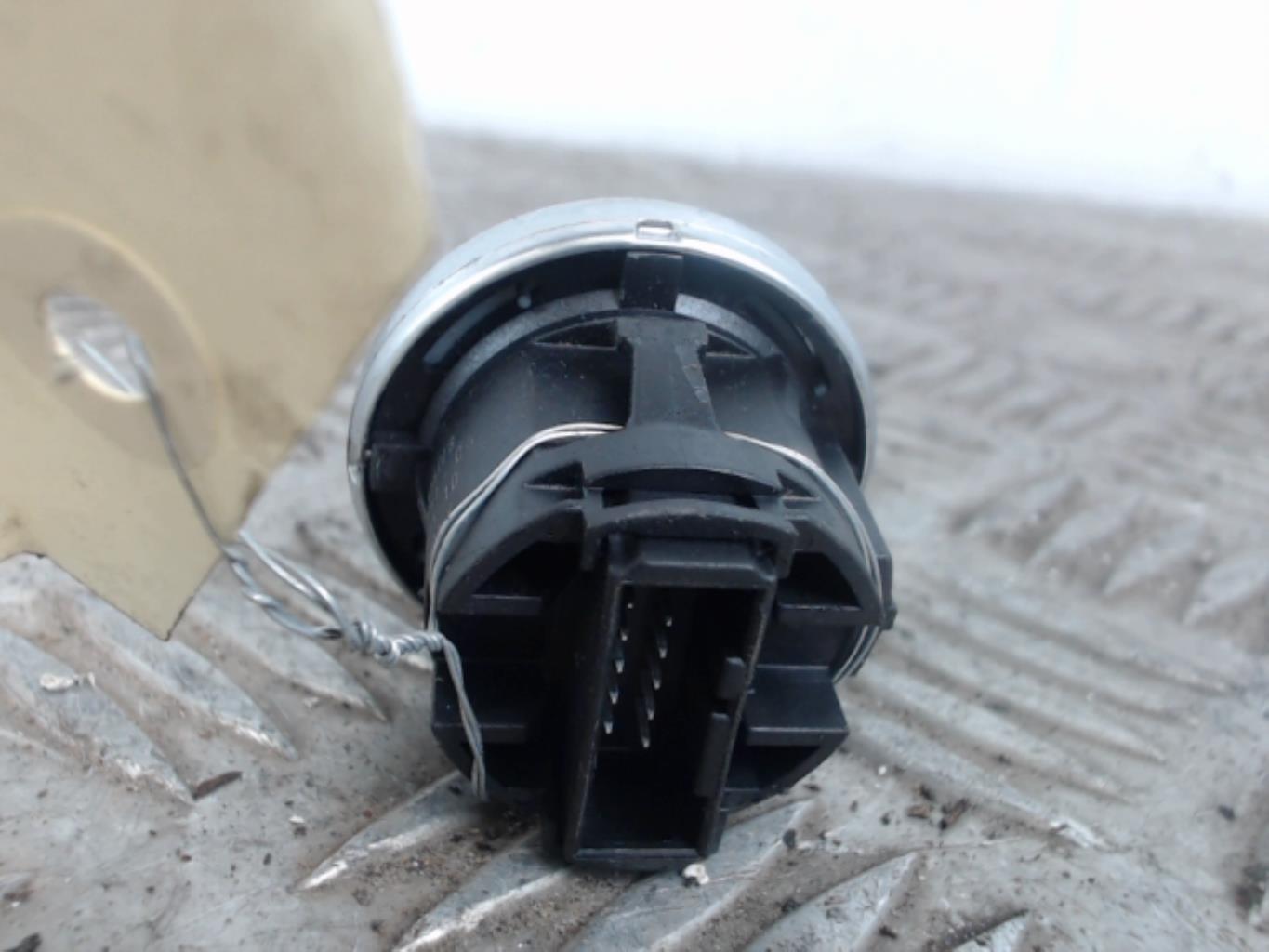 Bouton de demarrage BMW SERIE 3 E91 TOURING PHASE 2 BREAK Diesel - 1