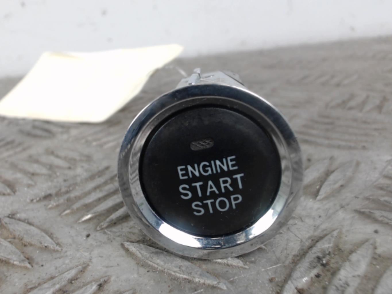 Bouton de demarrage TOYOTA COROLLA VERSO 2 PHASE 1 Diesel - 1