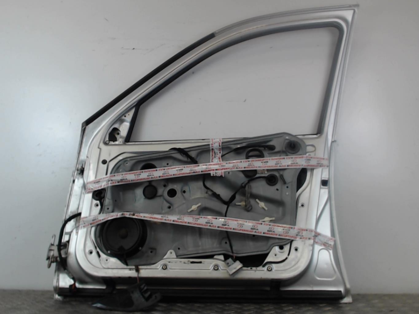 Porte avant droit VOLKSWAGEN BORA Diesel - 1