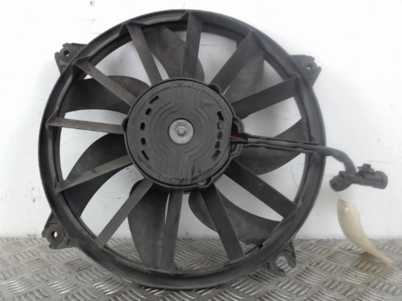 Ventilateur eau CITROEN C4 2 PHASE 1 Diesel - 1