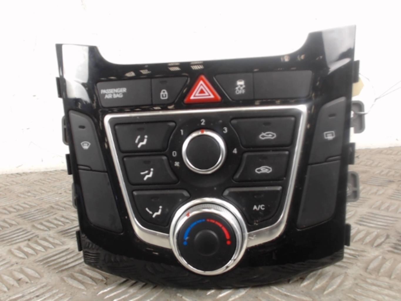 Commande chauffage HYUNDAI I 30 2 PHASE 1 Diesel - 1