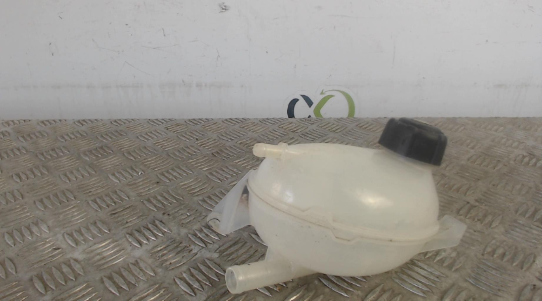 Vase d'expansion RENAULT CLIO 4 PHASE 1 BREAK Diesel - 1