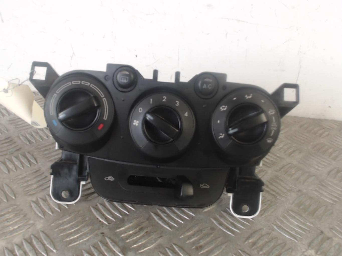 Commande chauffage MAZDA 2 2 PHASE 1 Essence - 1