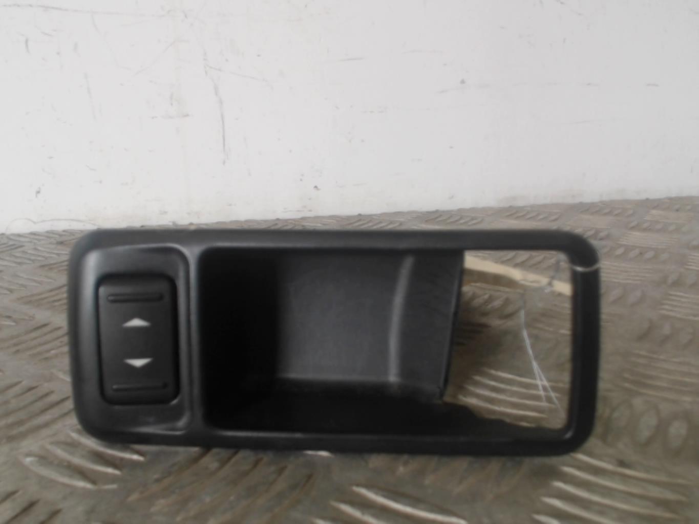 Interrupteur de leve vitre avant droit FORD C-MAX 1 PHASE 2 Diesel - 1