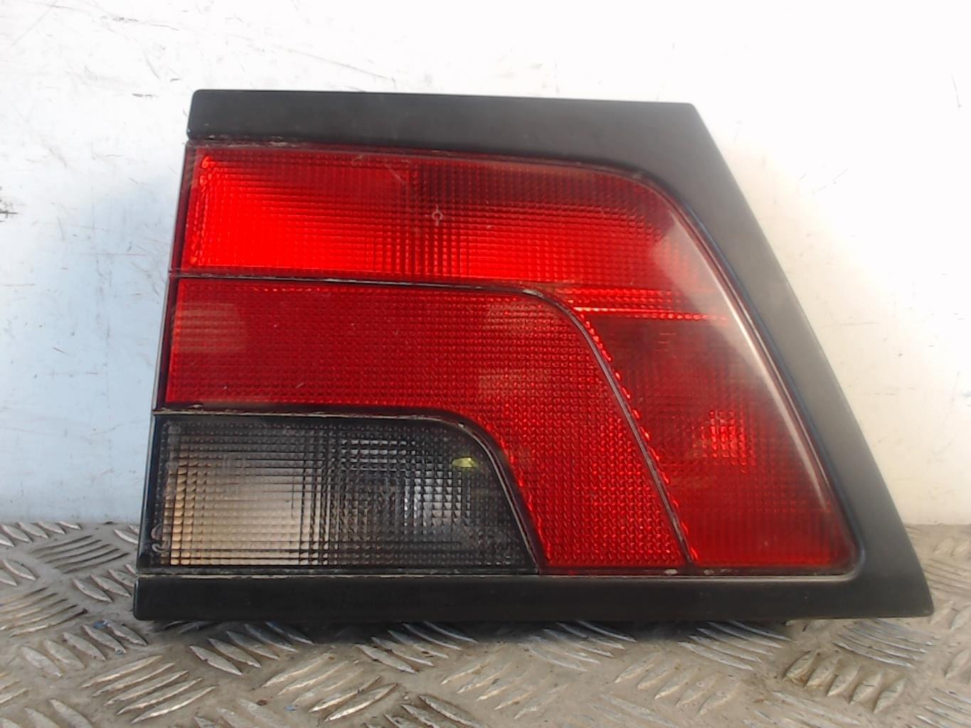Feu arriere secondaire gauche (feux) PEUGEOT 806 PHASE 2 Diesel - 1