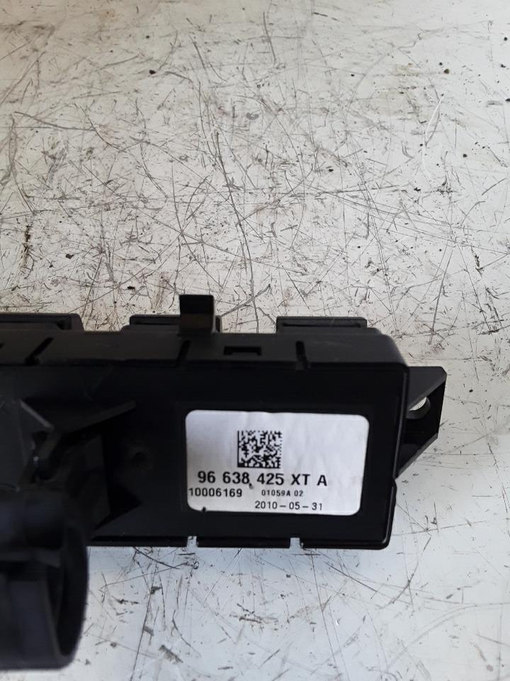 Commande de fermeture centralisee PEUGEOT 3008 1 PHASE 1 Diesel - 1