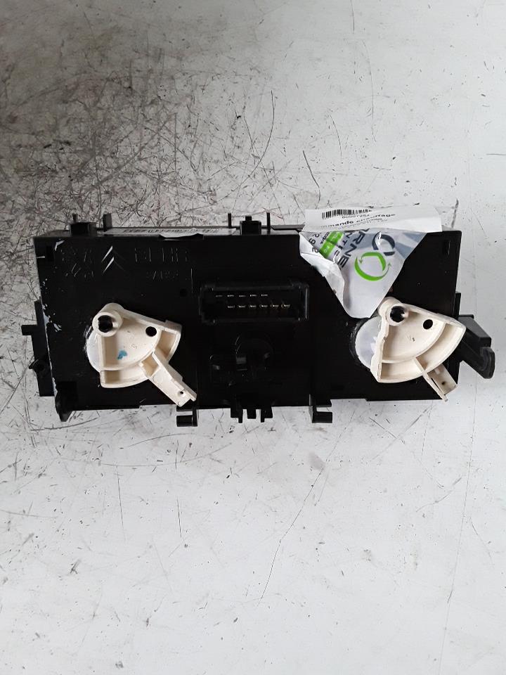 Commande chauffage CITROEN C3 2 PHASE 2 Essence - 1
