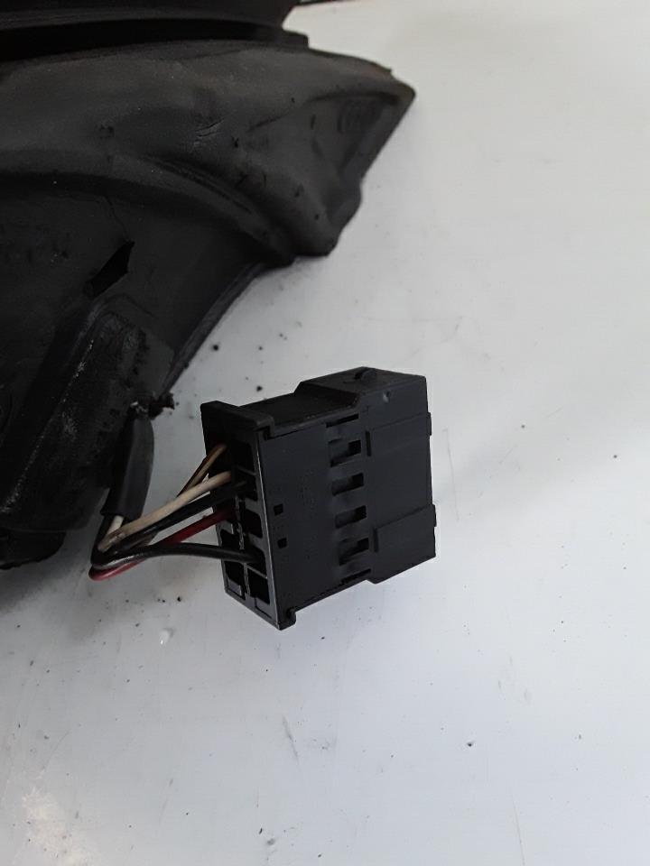 Retroviseur gauche AUDI A6 2 PHASE 1 Diesel - 1