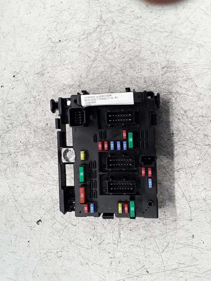 Boitier servitude moteur (BSM) CITROEN BERLINGO 1 PHASE 2 Essence - 1