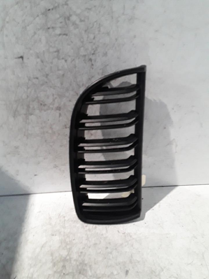 Calandre droite BMW SERIE 3 E91 TOURING PHASE 1 BREAK Diesel - 1