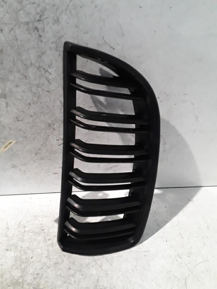 Calandre gauche BMW SERIE 3 E91 TOURING PHASE 1 BREAK Diesel - 1
