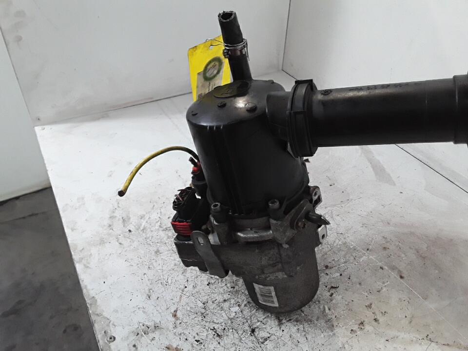 Pompe de direction PEUGEOT 307 PHASE 1 Diesel - 1